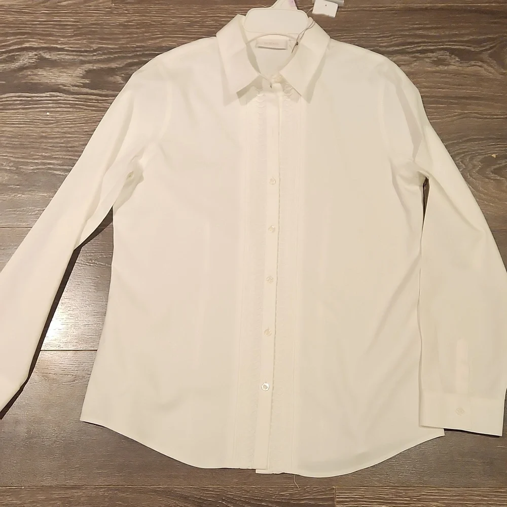❤️ NWT! CHICOS NO IRON BUTTON DOWN STRETCH COTTON POPLIN SHIRT, 8 -10 - Picture 8 of 8